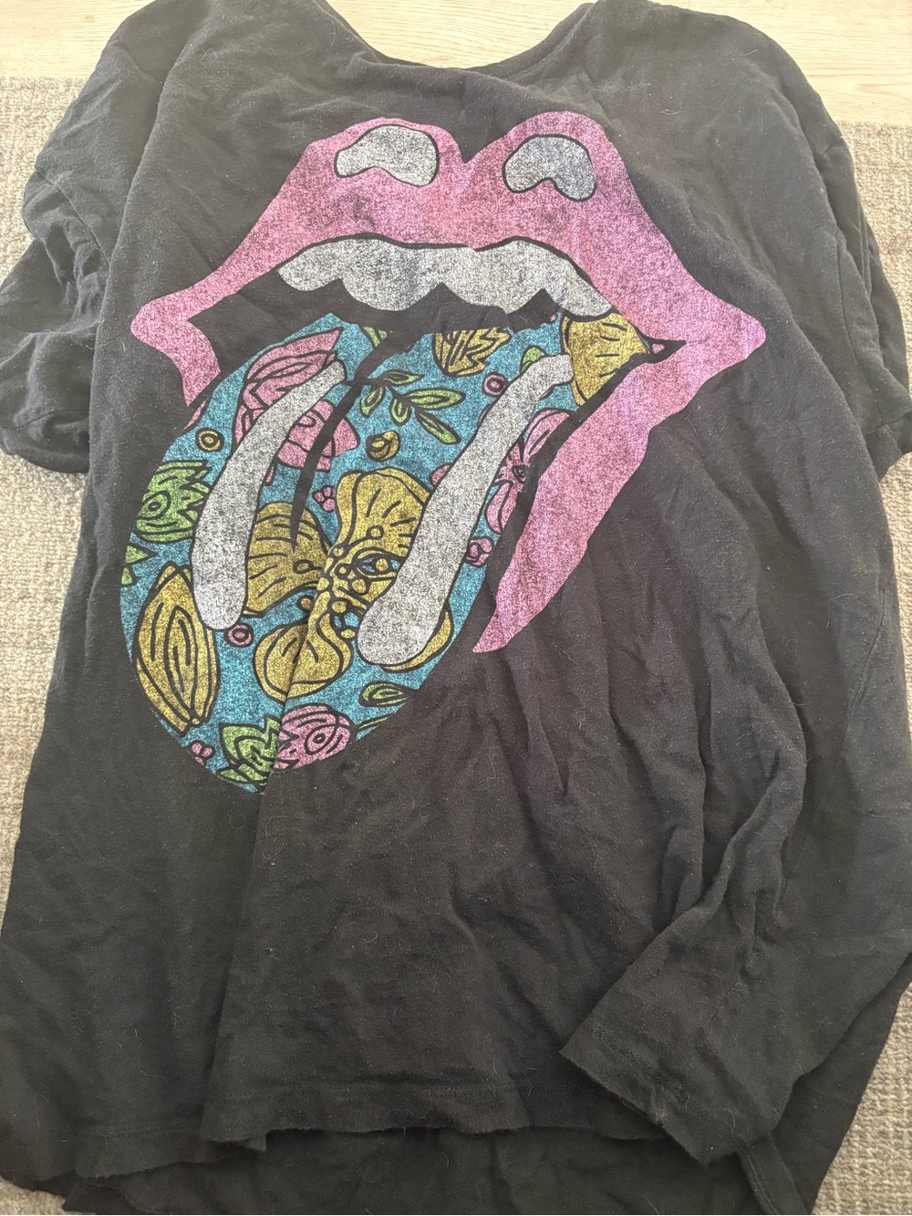 Oversized Rolling Stone Black Graphic Long-Sleeve Top with Pink and Multicolor